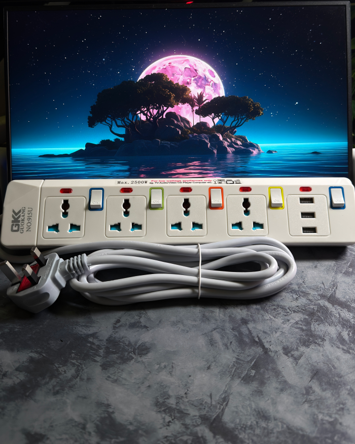 Socket Extension With USB Ports - Image 4