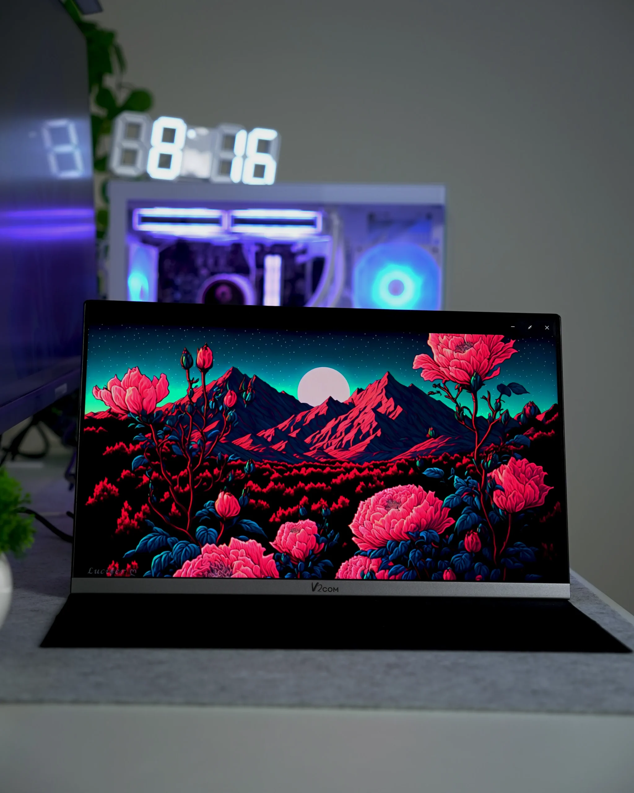 1 V2com-P4 Portable 15.6 Monitor - Image 1