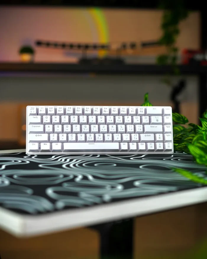 White Mechanical Arabic Keyboard 60% - Image 3