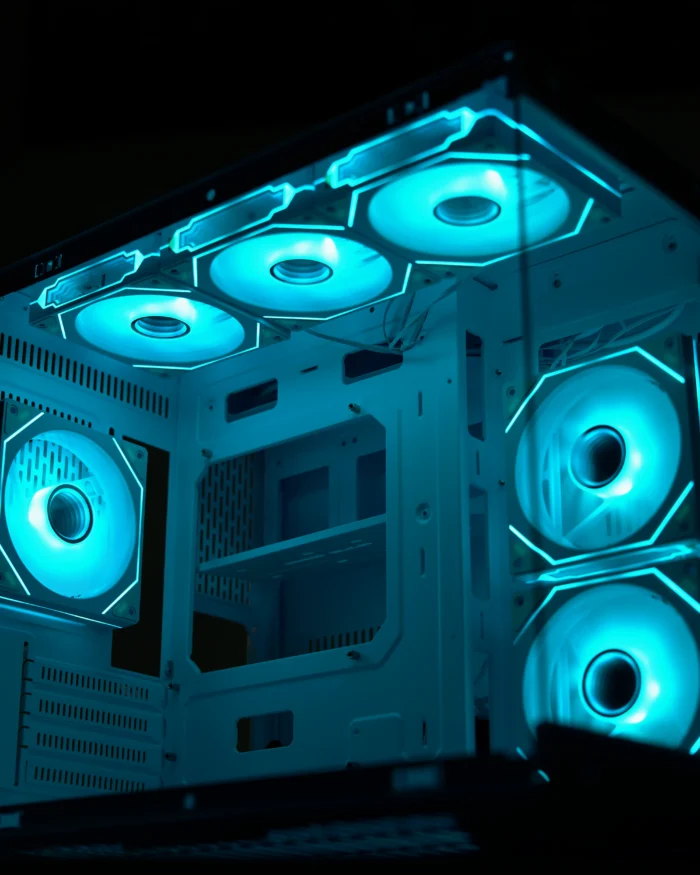 White Lone Warrior M-ATX PC Case - Image 3
