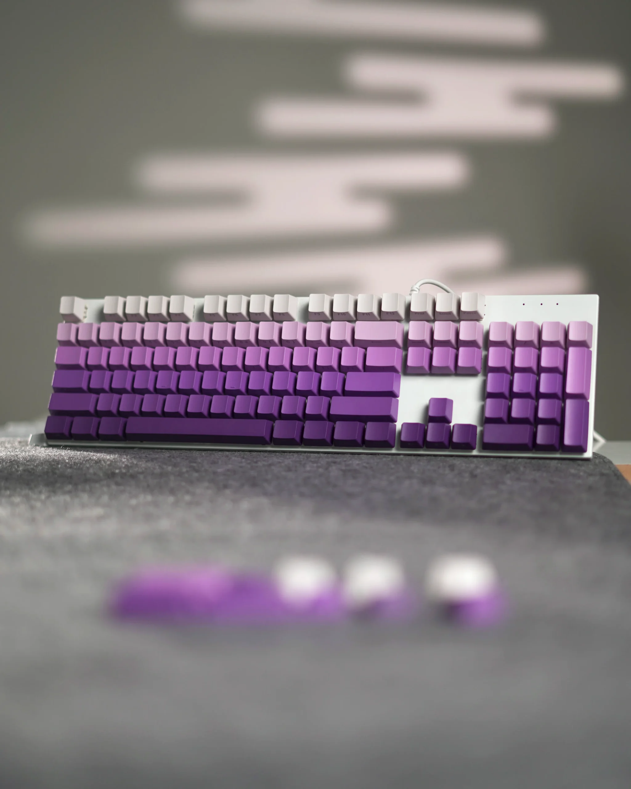 IMG_8399 Purple Gradient Keycaps - Image 1